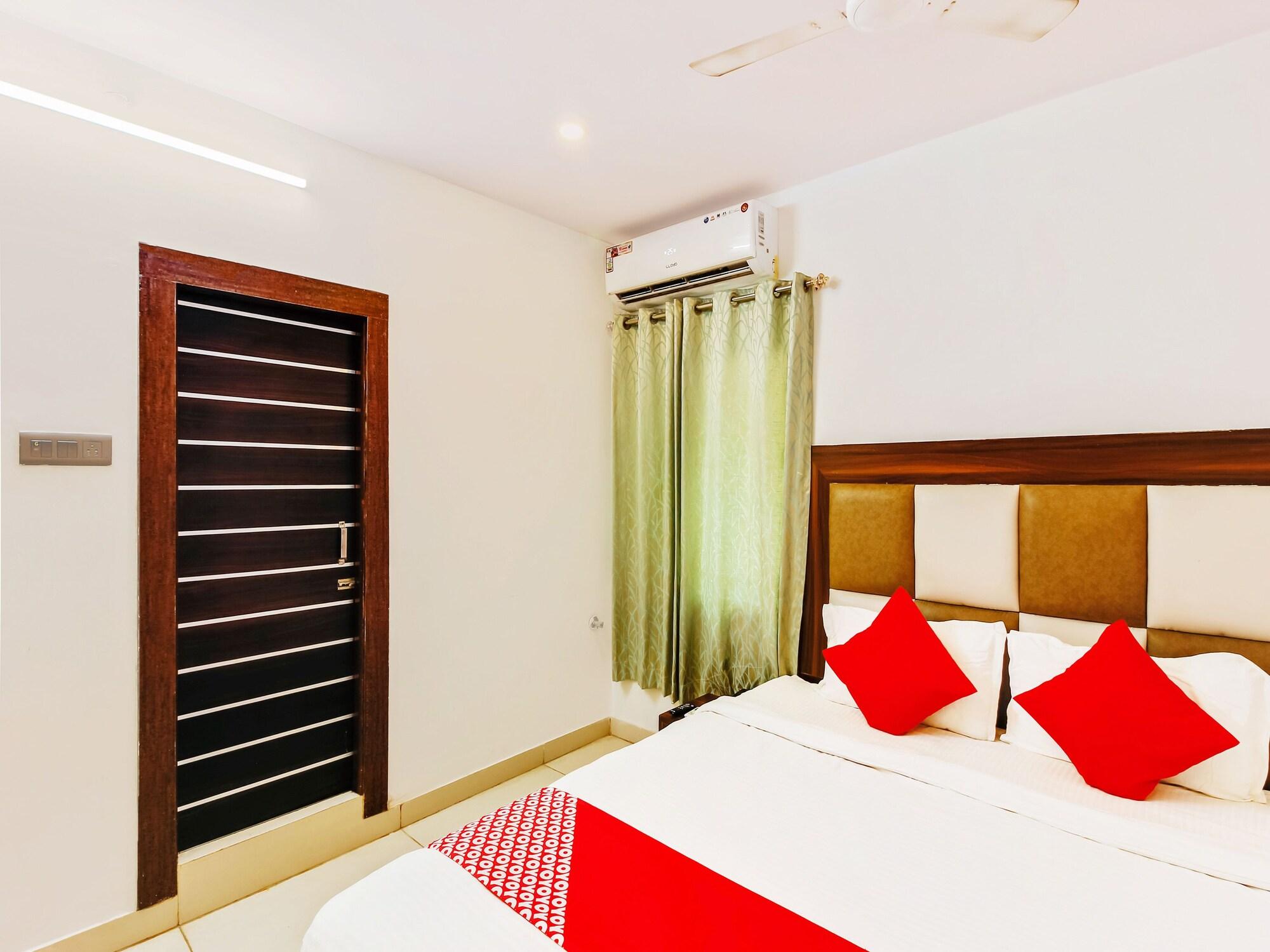Oyo 29131 Hotel Mn Grand Shamshabad Exterior foto